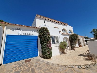 Villa en venta en Mojacar, Almeria