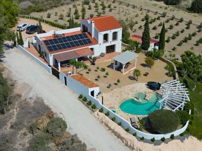 Cortijo/Finca for sale in Los Lobos, Almeria