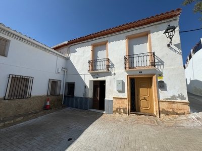 Village House for sale in Macael, Almeria